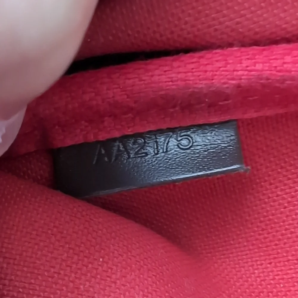 Louis Vuitton Brown Checkered Clutch with Gold Chain - Picture 7 of 16